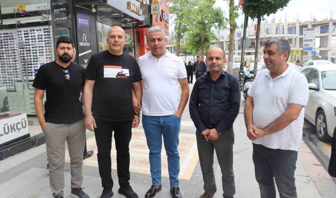 KIŞLA CADDESİ ESNAFINDAN BAŞKAN