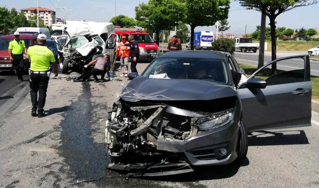 MALATYA’DA 3 ARACIN KARIŞTIĞI